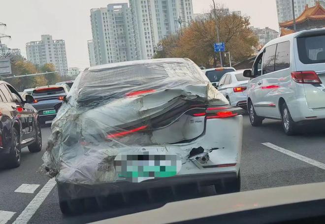 损版网约车已被禁止运营尊龙凯时app回应：战(图2)