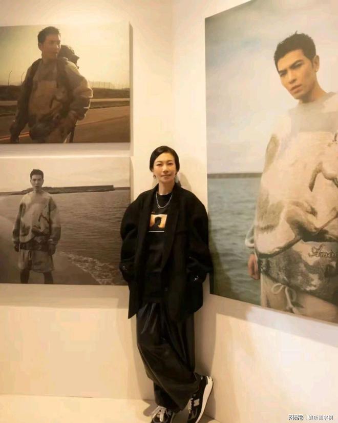 离美国巡演撒狗粮夫妻相十足令人羡！尊龙凯时APP萧敬腾林有慧形影不(图2)
