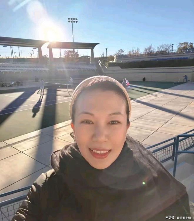 离美国巡演撒狗粮夫妻相十足令人羡！尊龙凯时APP萧敬腾林有慧形影不(图9)